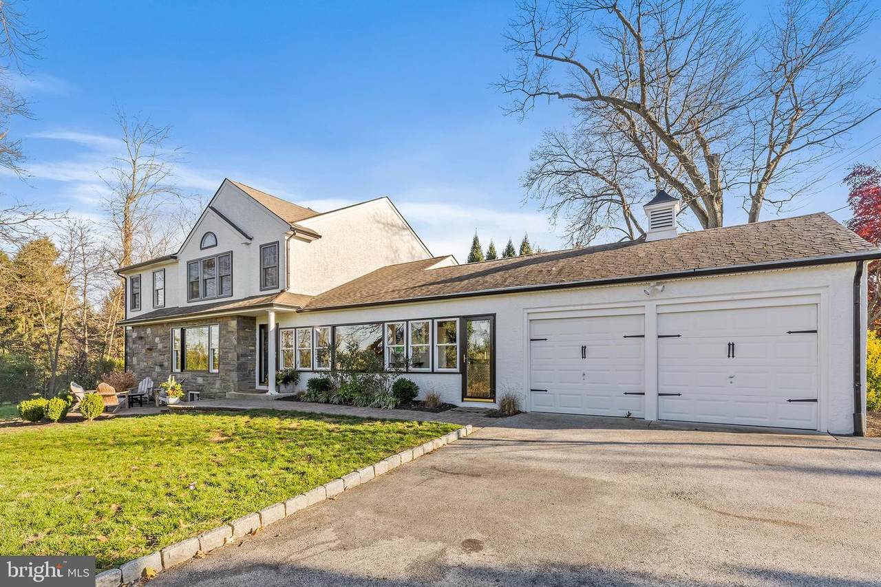 3015 Darby Road - Photo 1