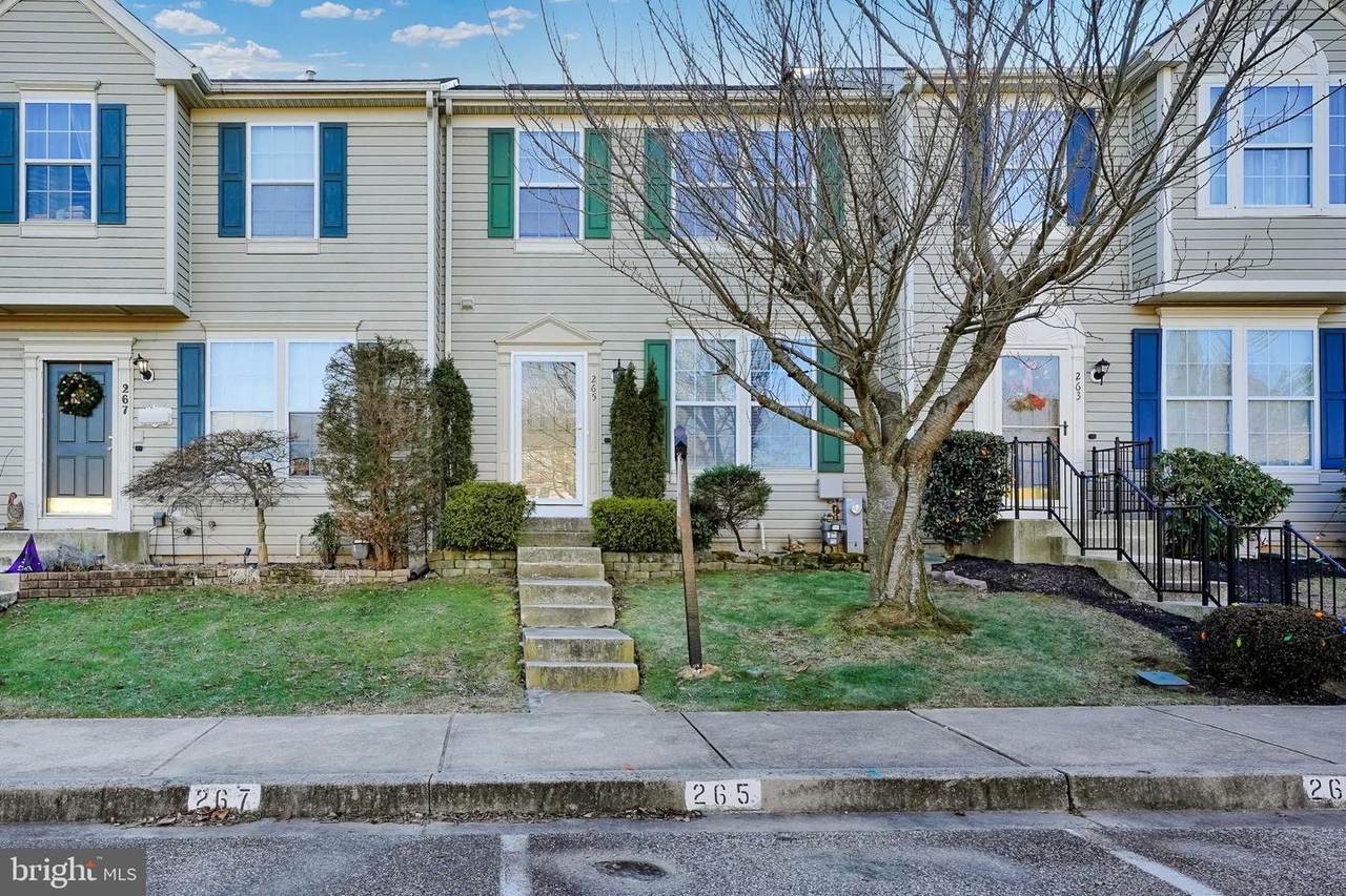 265 Cherry Tree Square - Photo 1