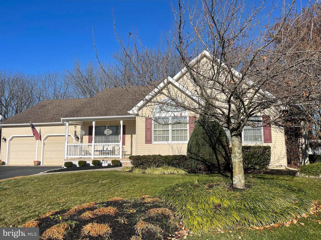 1480 Larchwood Lane - Photo 1