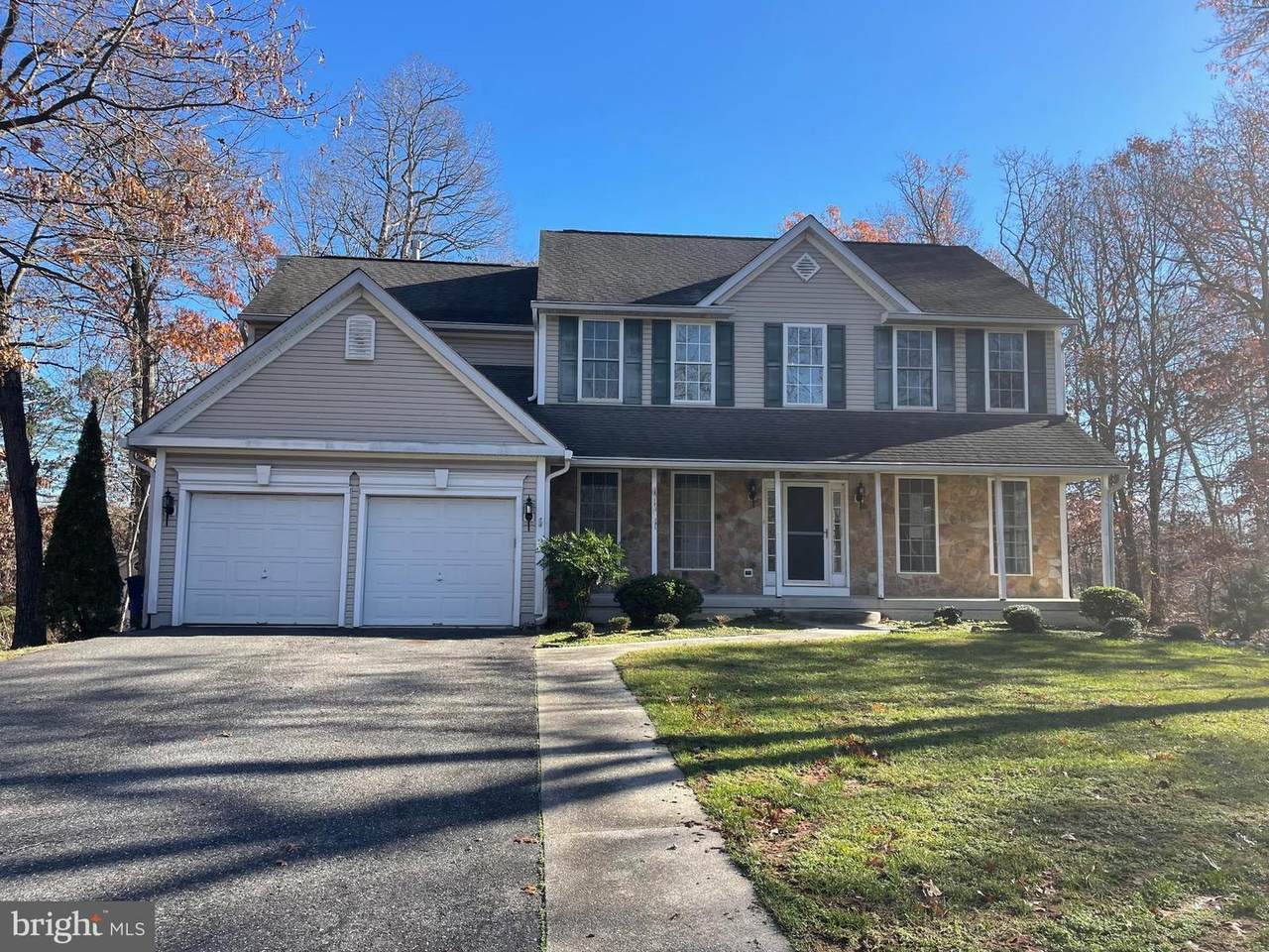 592 Forsythia Drive - Photo 1