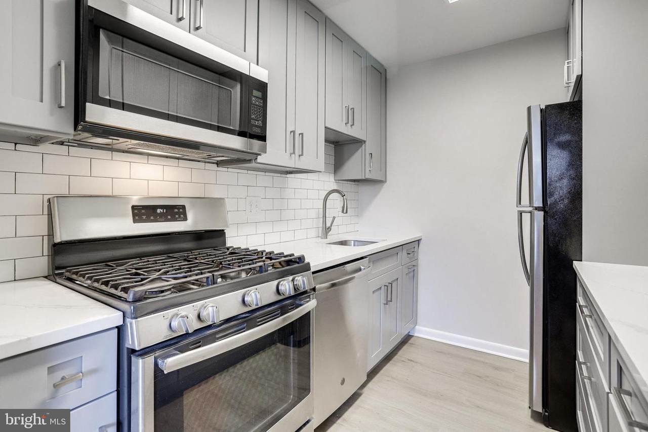 3515 Washington Boulevard - Photo 1