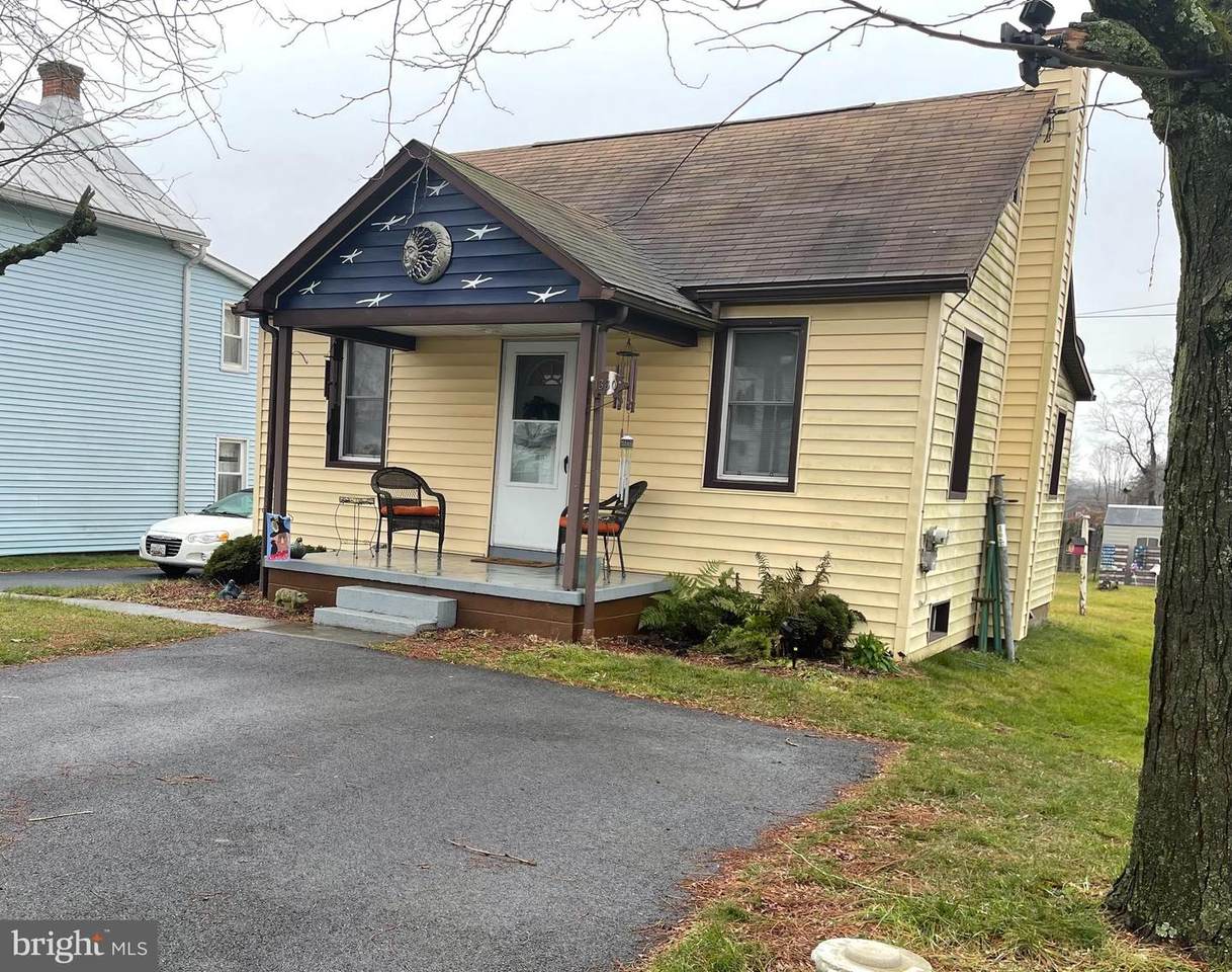 1330 West Street - Photo 1