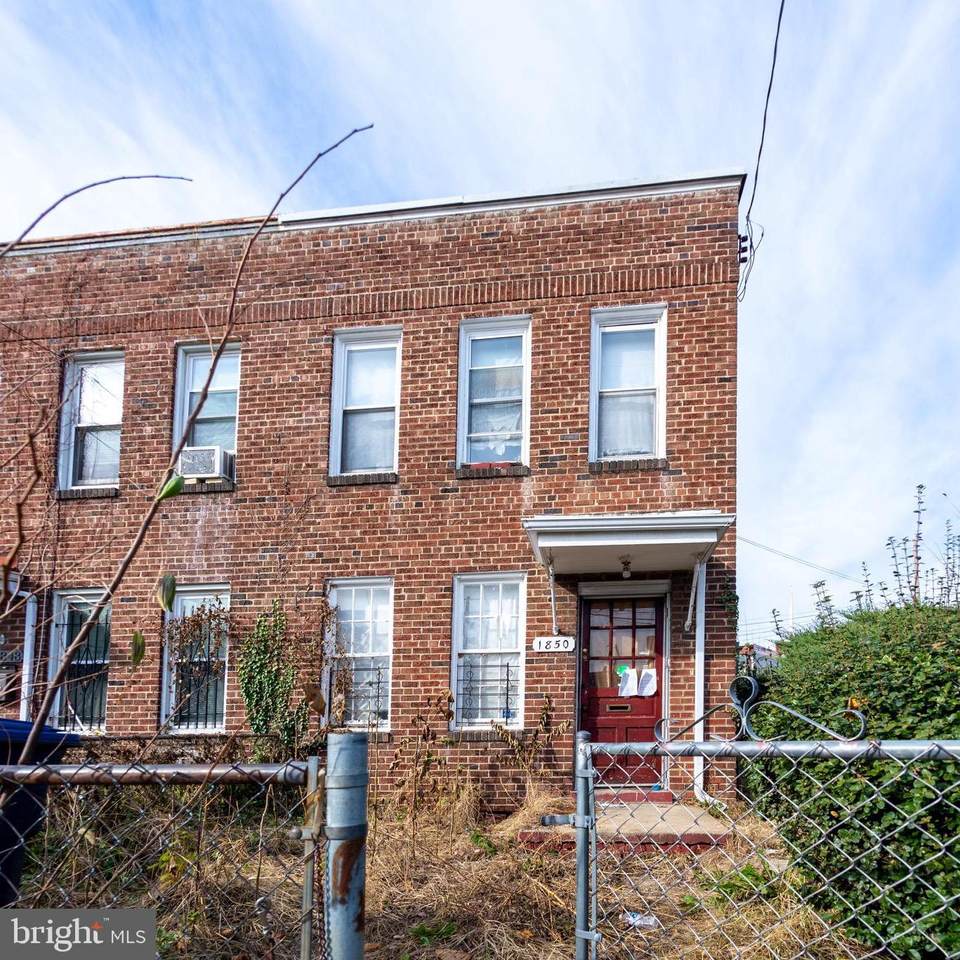 1850 Capitol Avenue - Photo 1