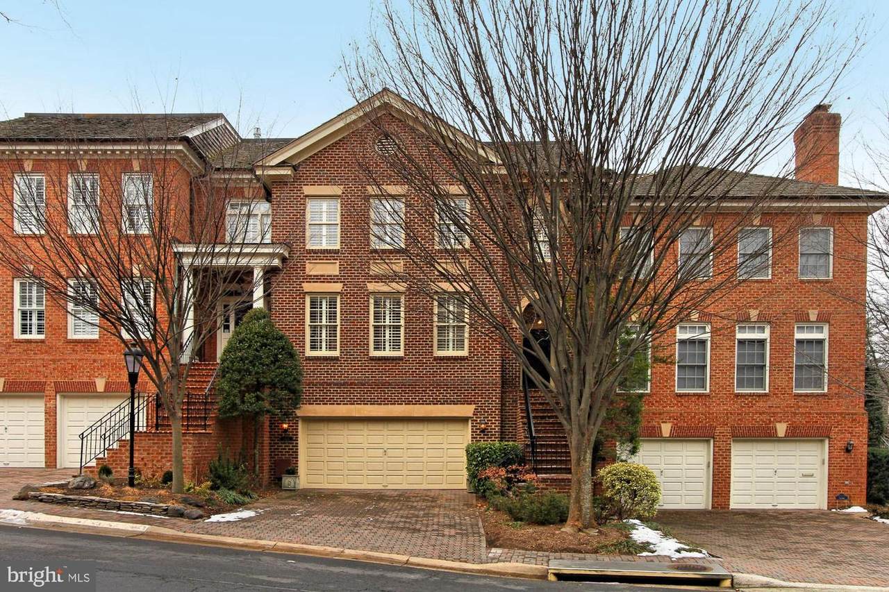 2018 Mayfair Mclean Court - Photo 1
