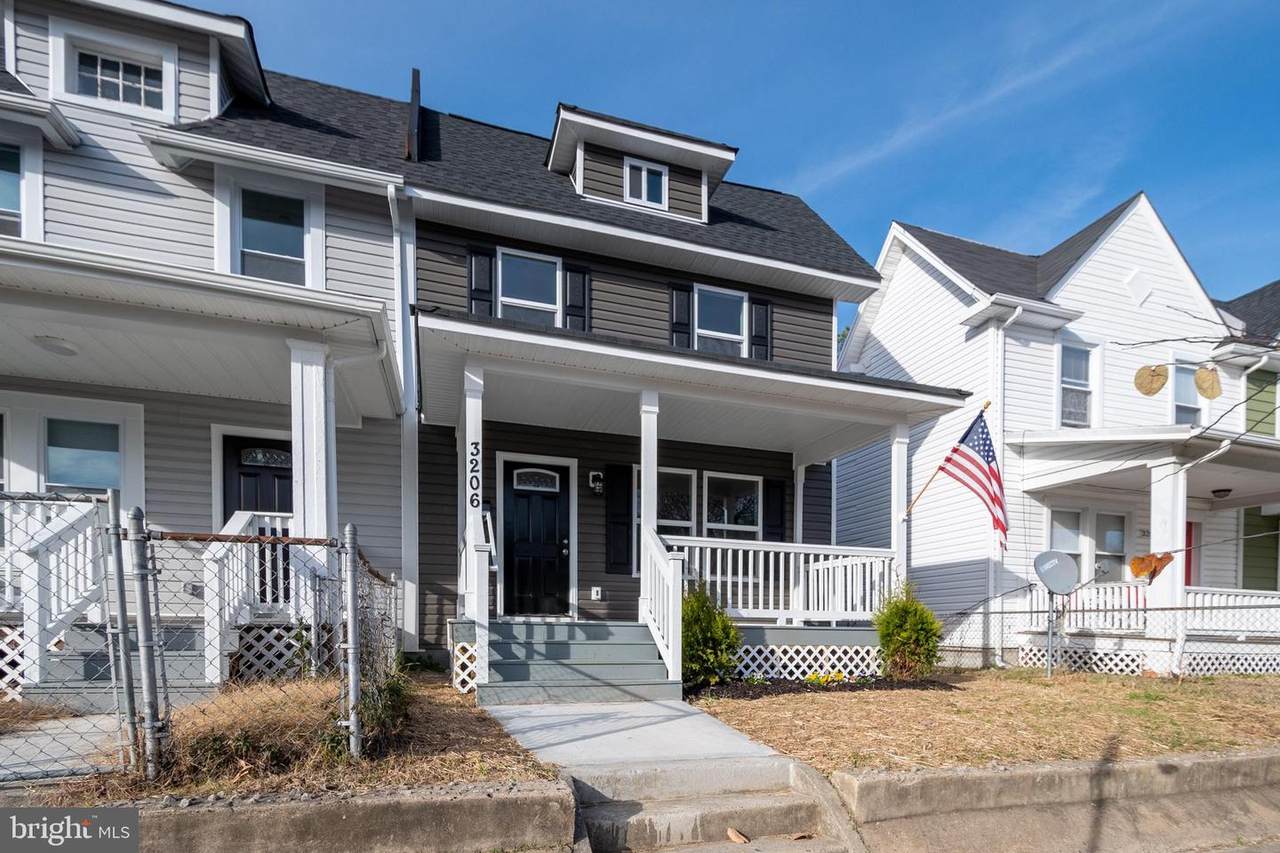 3206 5TH Avenue - Photo 1