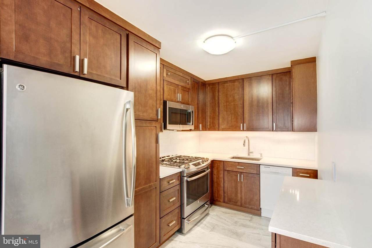 4515 Willard Ave - Photo 1