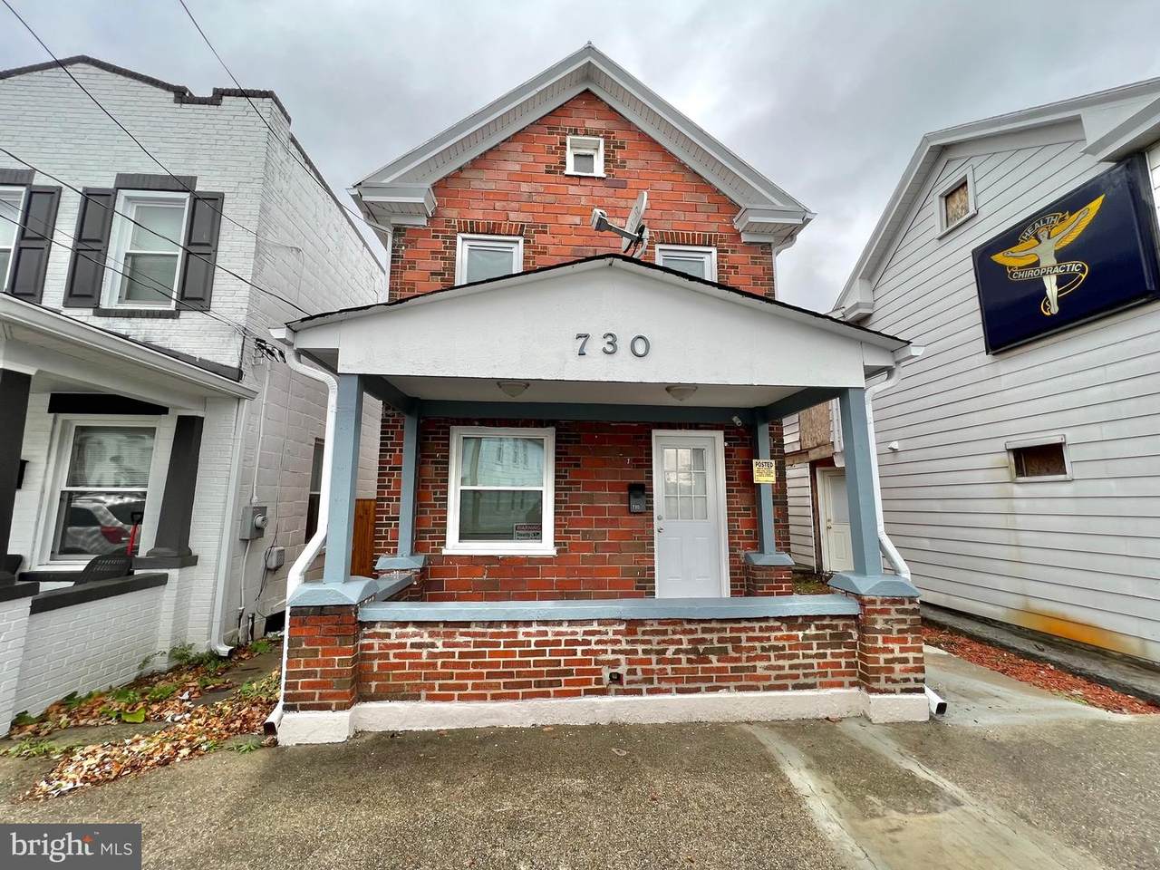 730 Queen Street - Photo 1