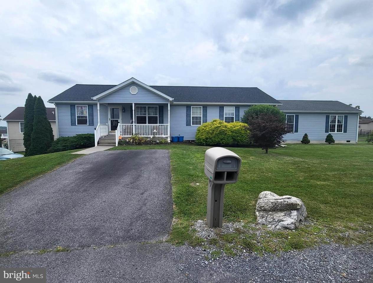 19 Tather Drive - Photo 1