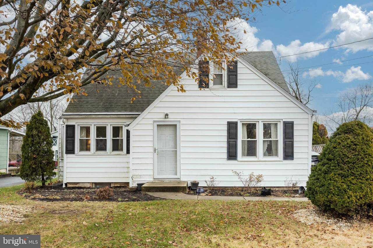 2271 Main Street - Photo 1