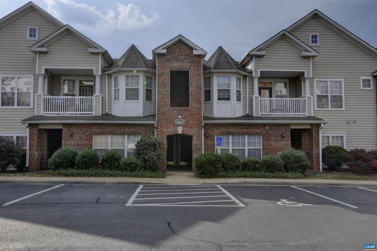 1065 Weybridge Ct - Photo 1