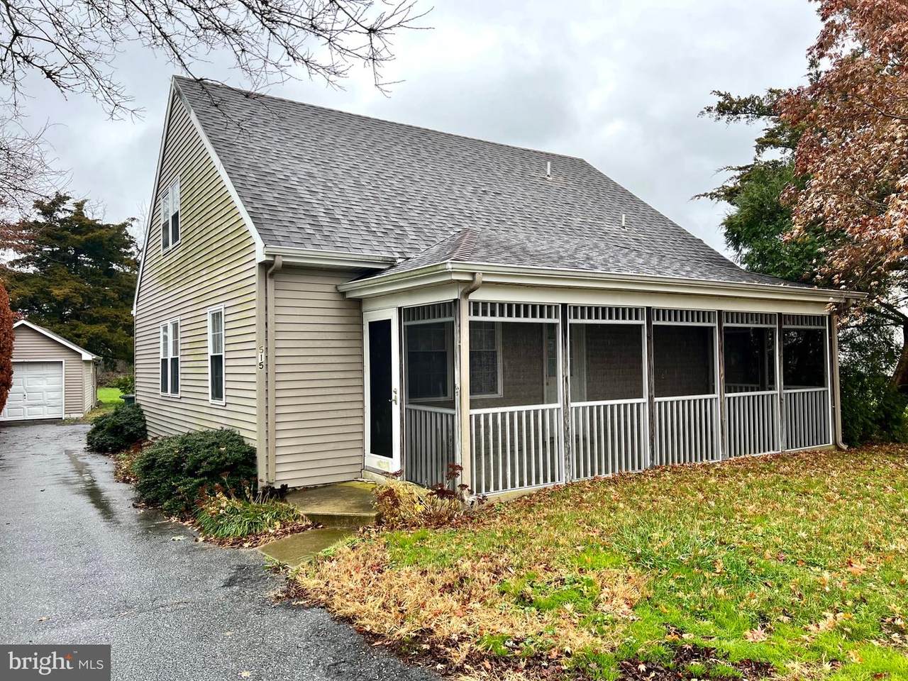 515 Bay Street - Photo 1