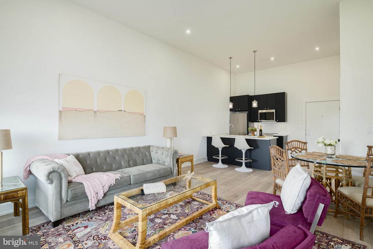 5013 Springfield - Photo 1