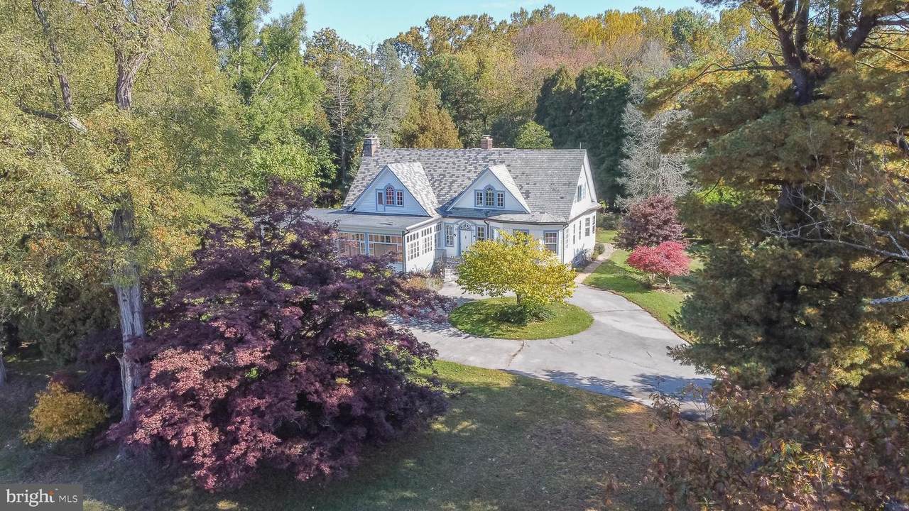 121 Gun Club Road - Photo 1