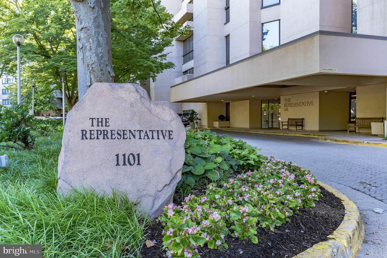 1101 Arlington Ridge Road - Photo 1