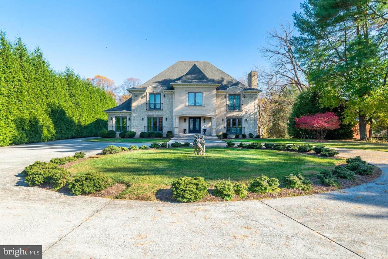 1105 Towlston Road - Photo 1