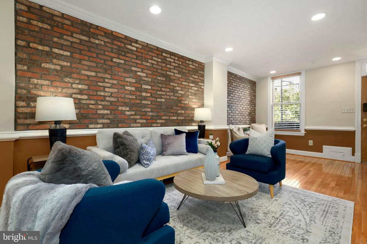 1525 6TH Street - Photo 1