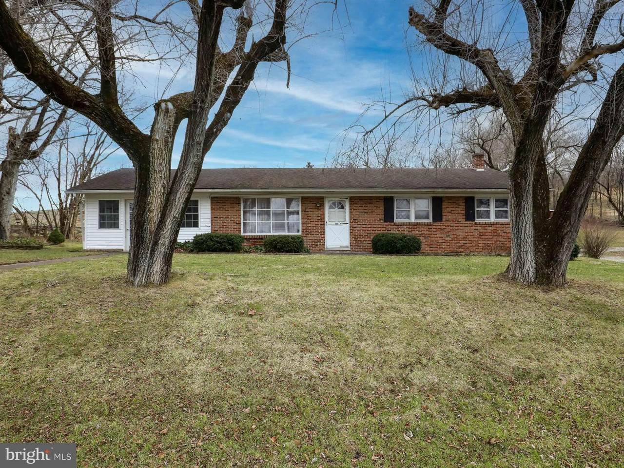 399 Gainesboro Road - Photo 1