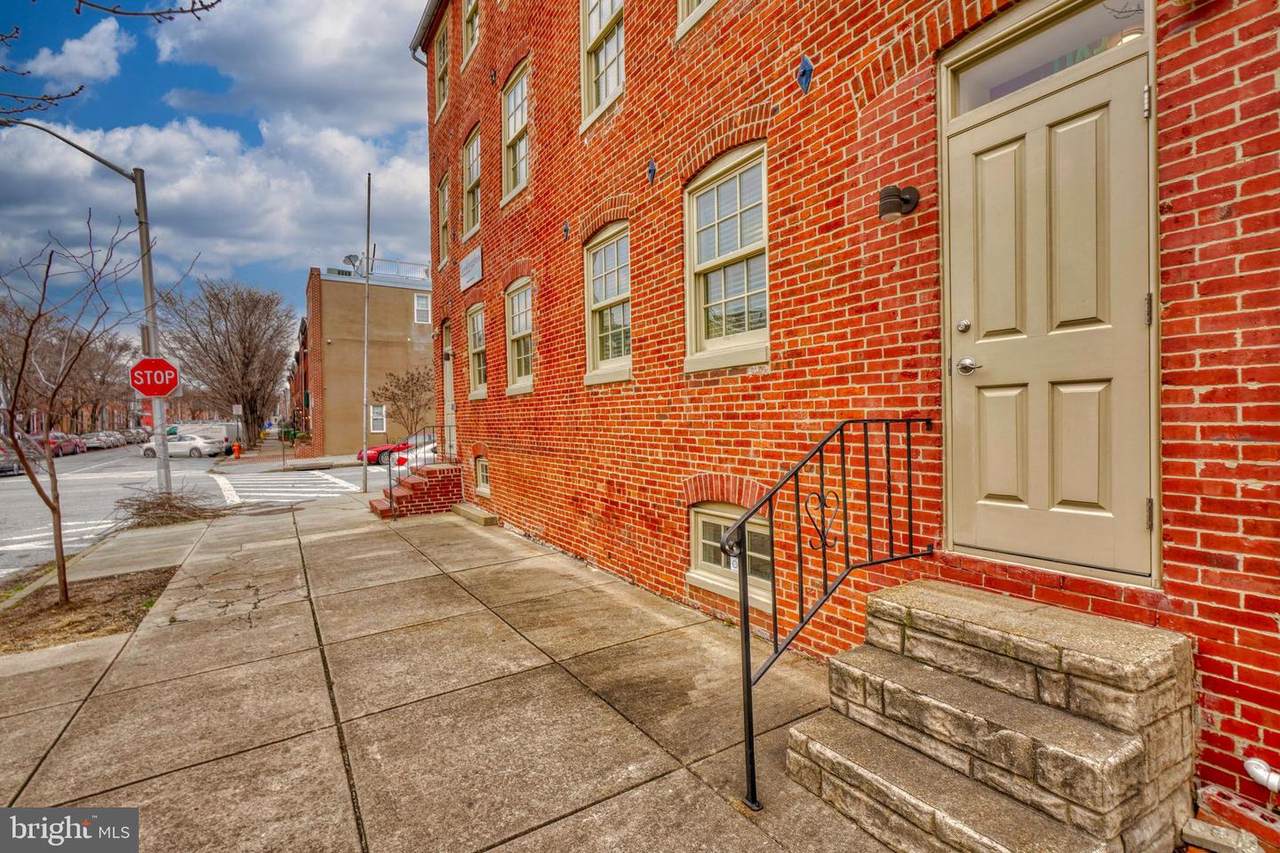 1001 Kenwood Avenue - Photo 1