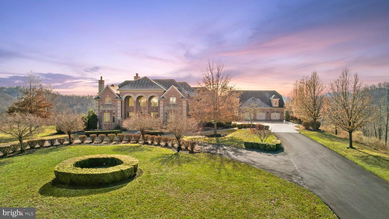 304 Chapel Brook Drive - Photo 1