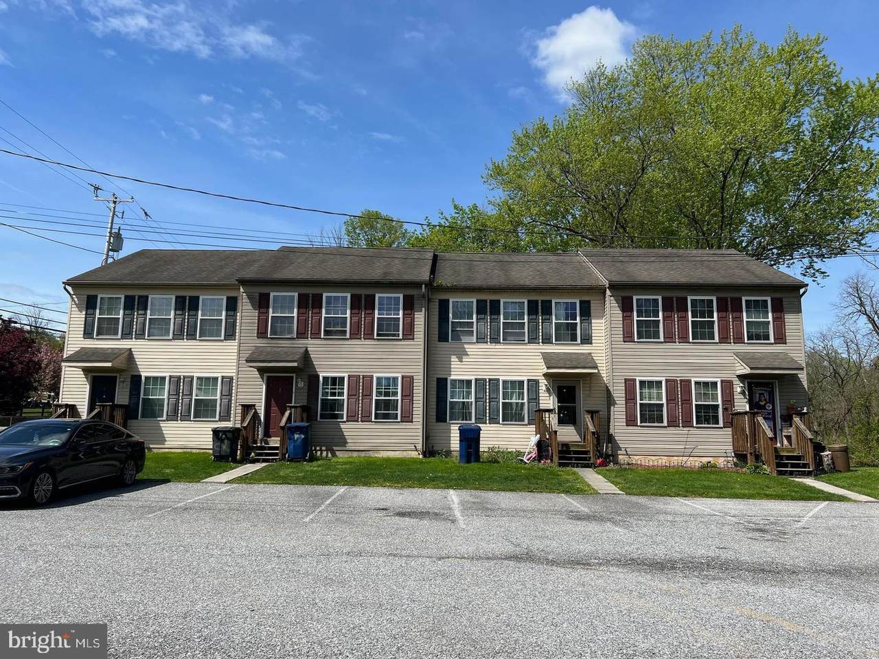 1431 Valley Road - Photo 1