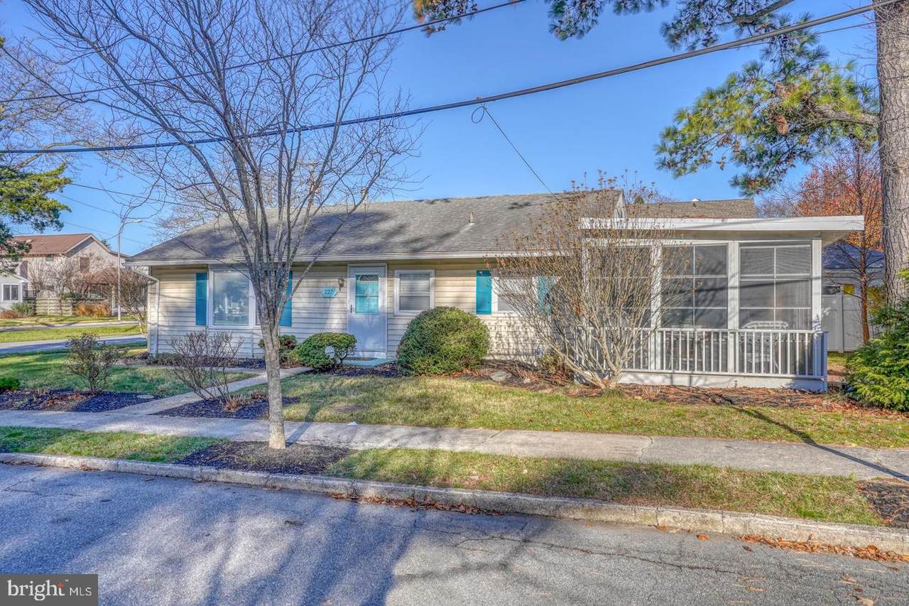 227 Munson Street - Photo 1