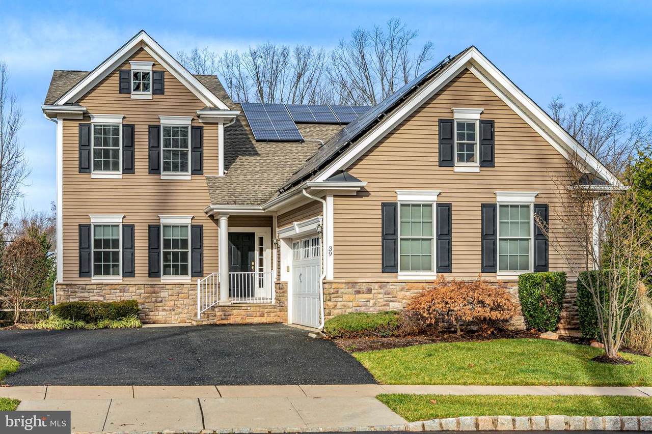 39 Milford Place - Photo 1