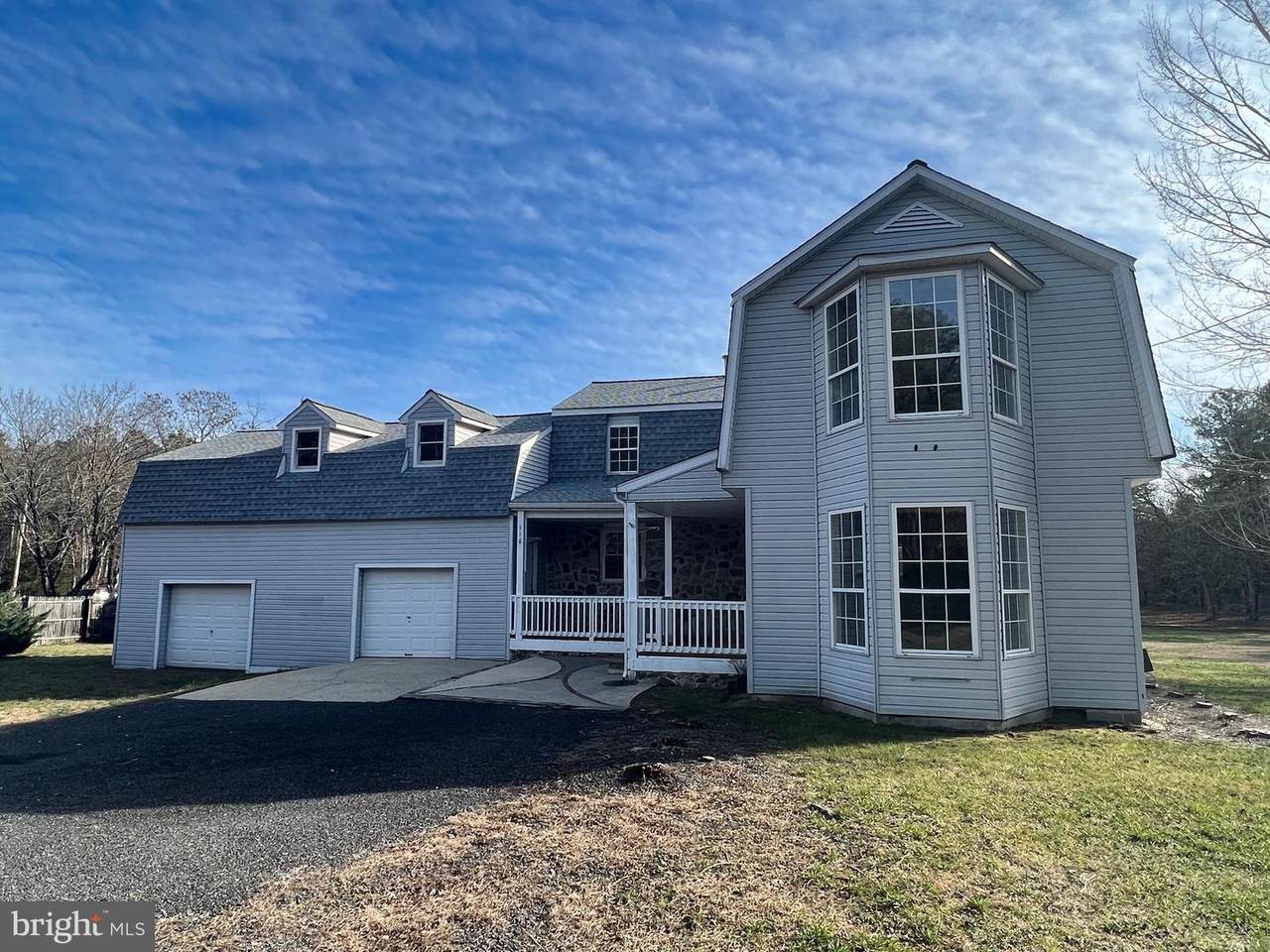 618 8TH Street - Photo 1