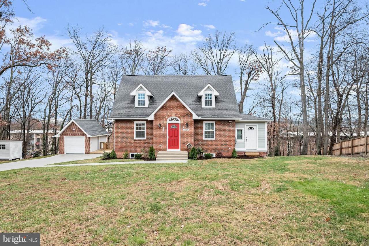 7616 Finns Lane - Photo 1