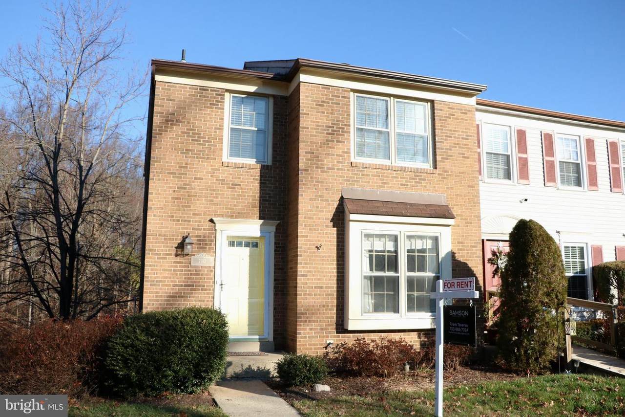 7912 Bubbling Brook Circle - Photo 1