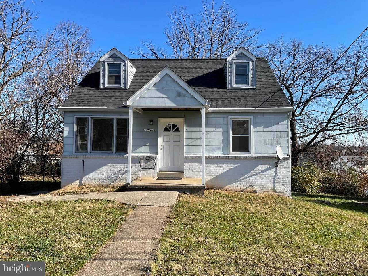 1236 Berk Avenue - Photo 1