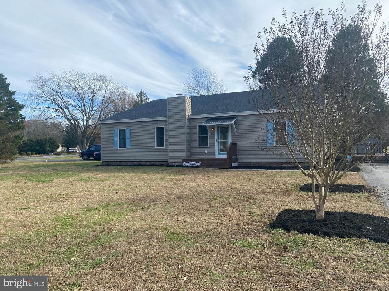 1124 Nevins Place - Photo 1