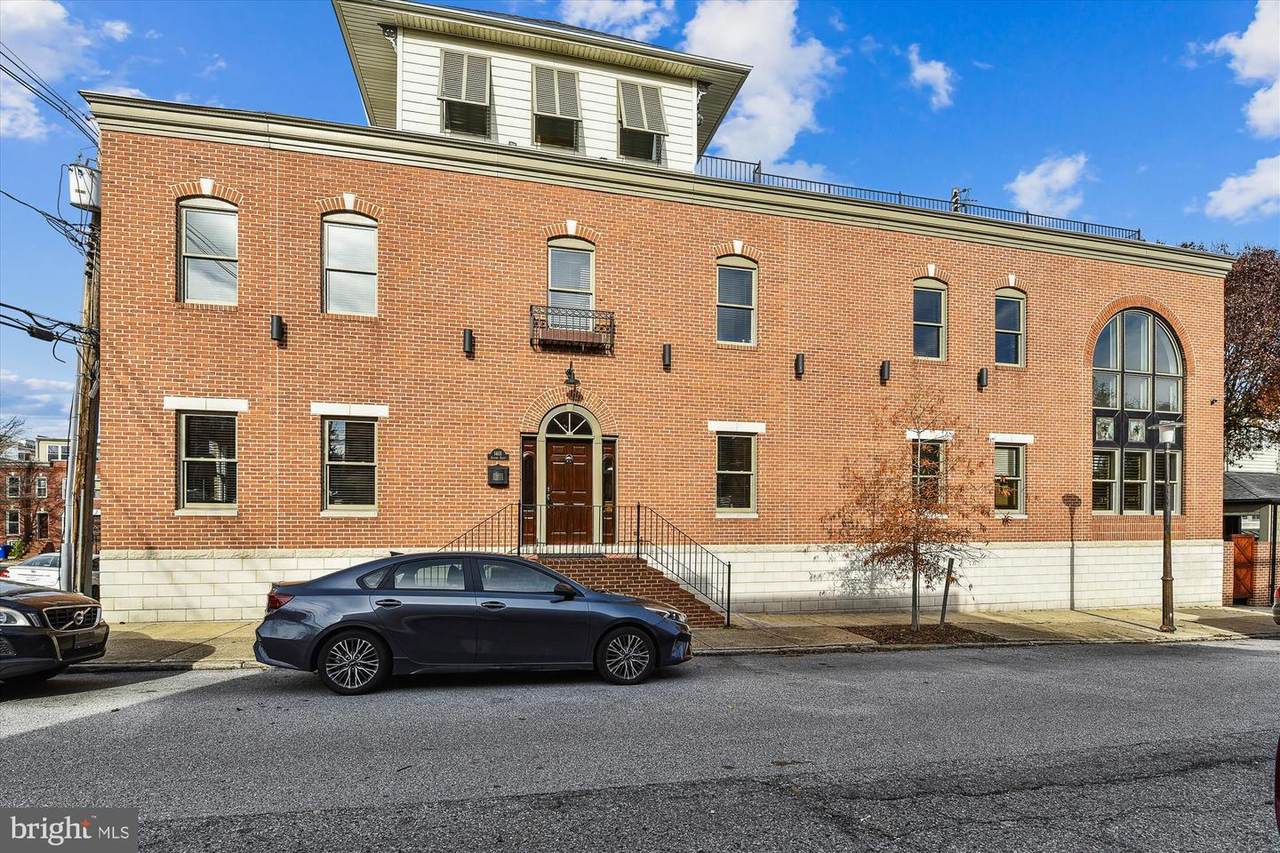 1401 Jackson Street - Photo 1