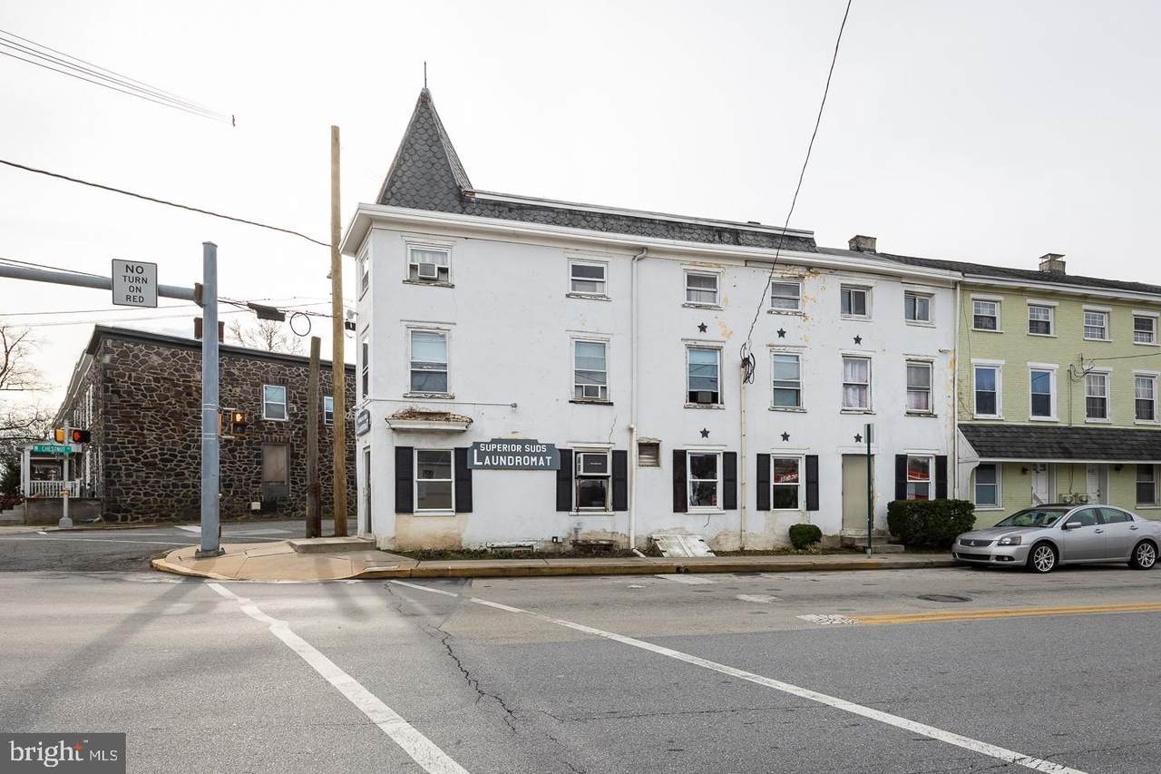 400 Hannum Avenue - Photo 1