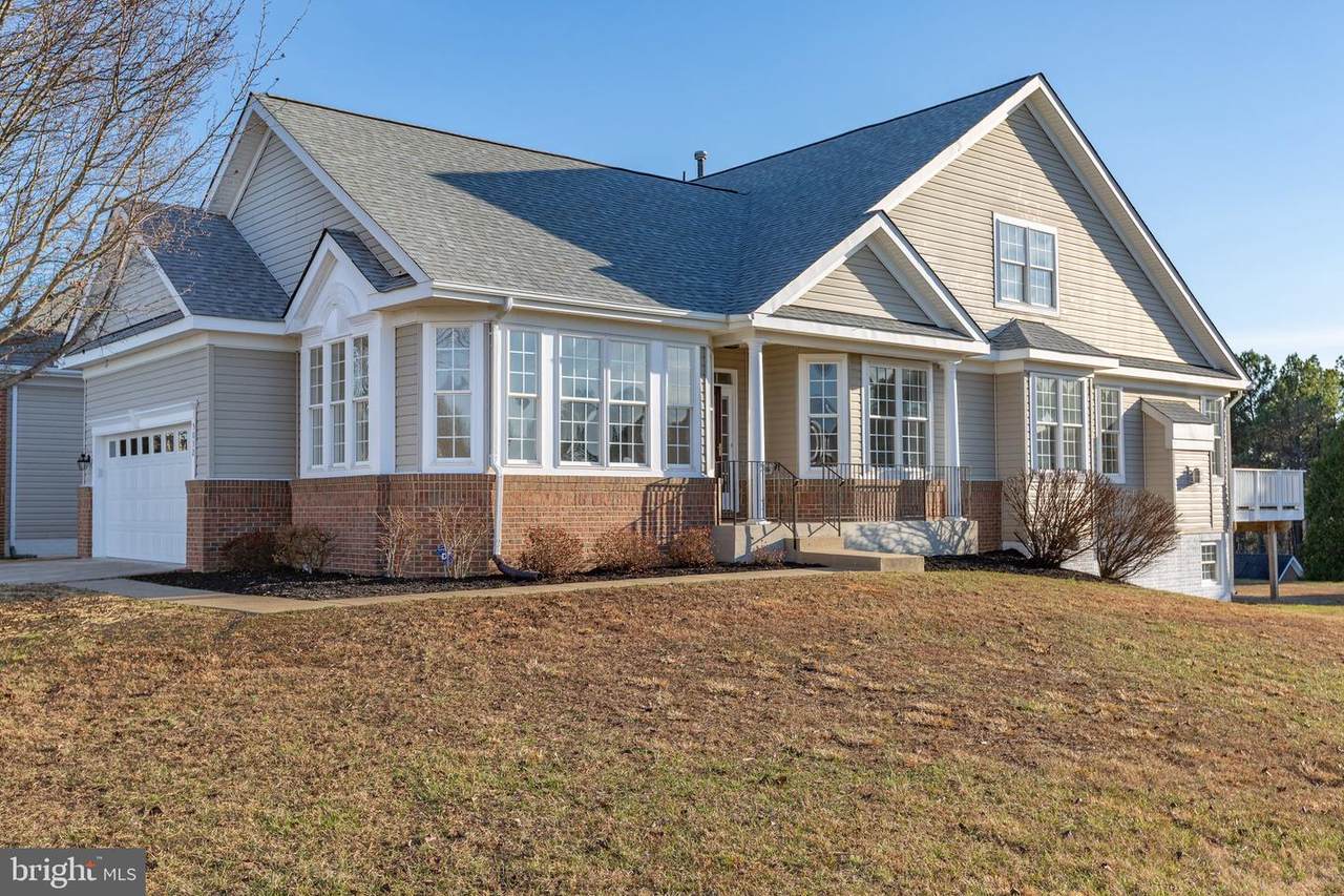 5032 Sewells Pointe Way - Photo 1