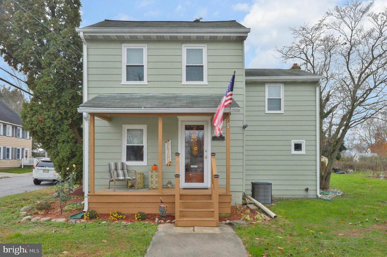 33 Maple - Photo 1