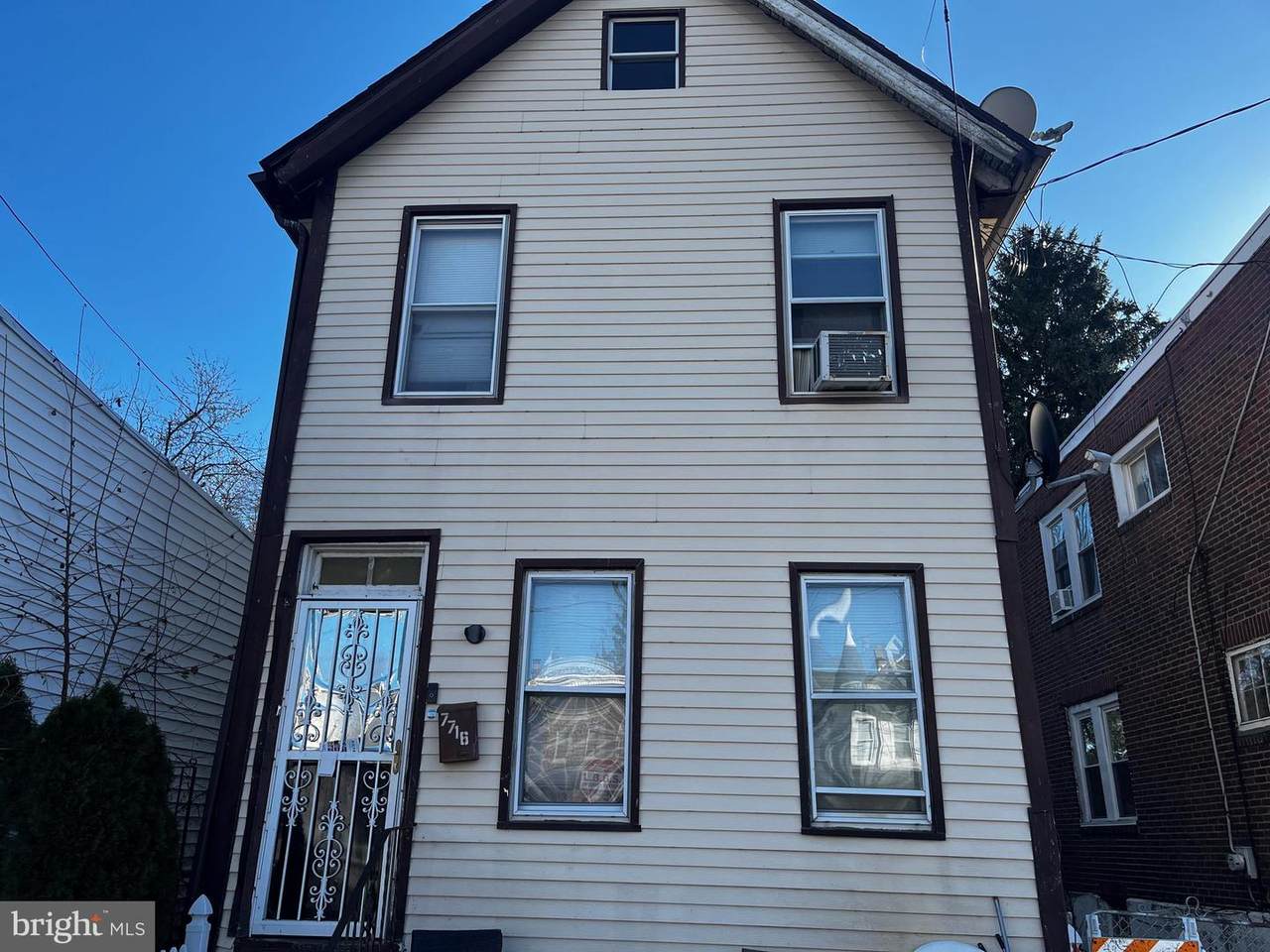 7716 Buist Avenue - Photo 1