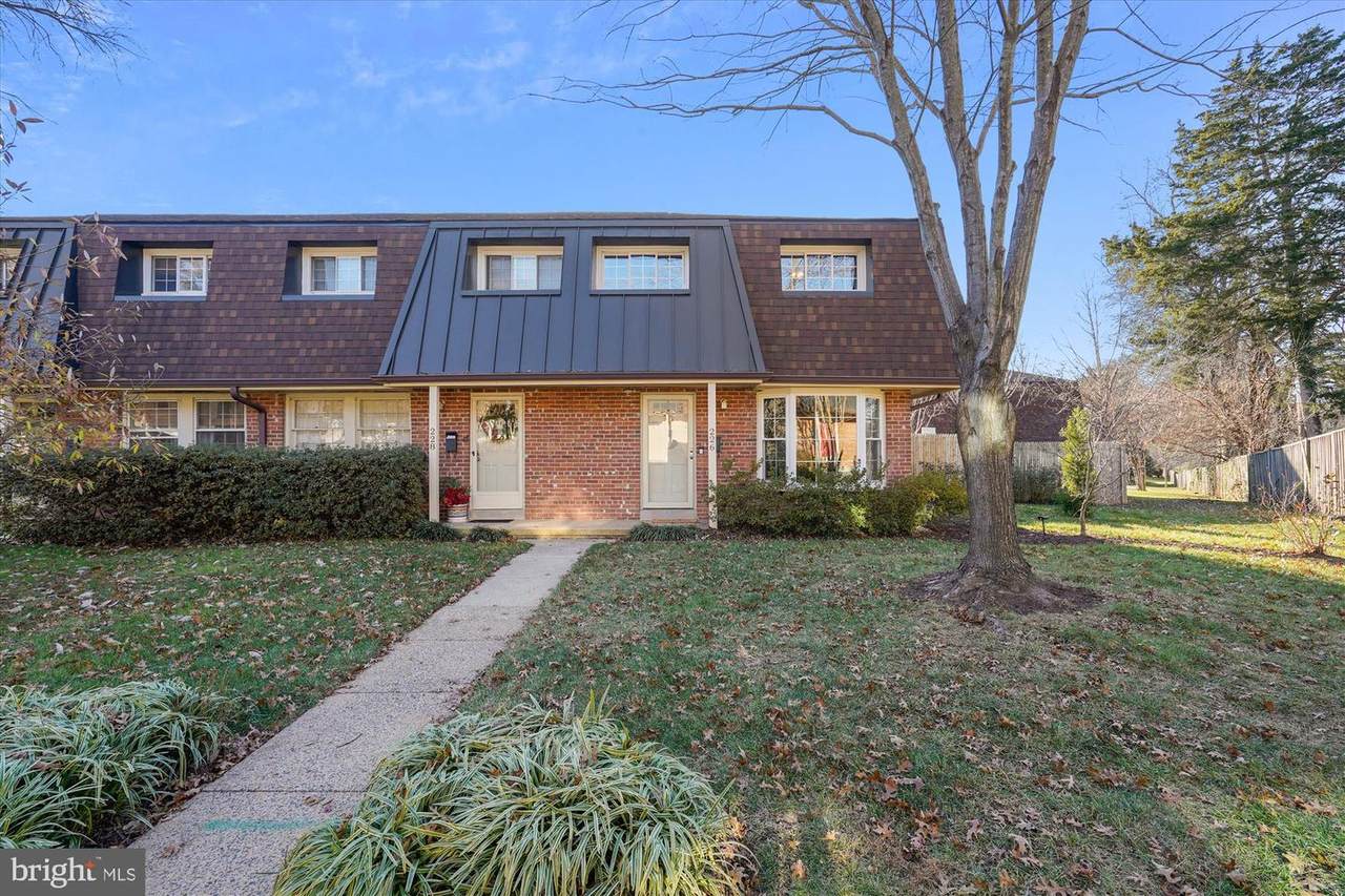 226 Virginia Avenue - Photo 1