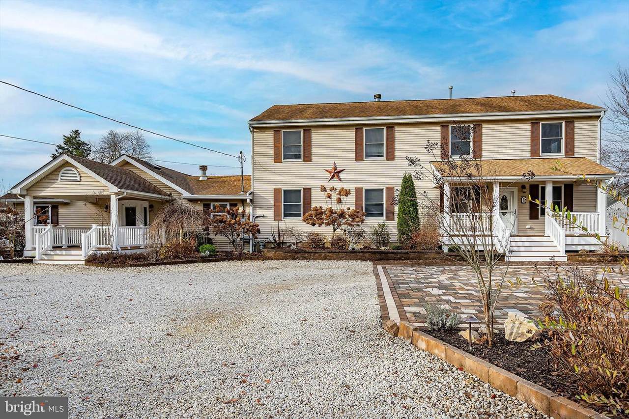 6 Westcott Avenue - Photo 1