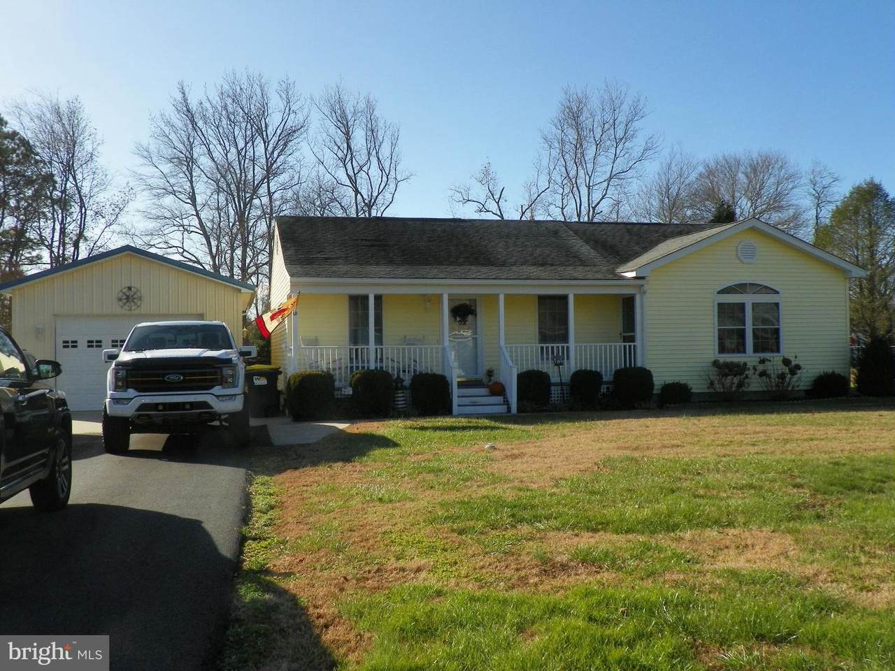 38632 Yolanda Street - Photo 1