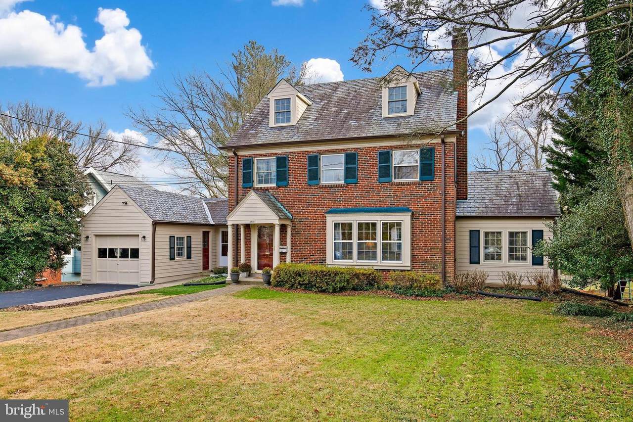 1510 Highland Drive - Photo 1
