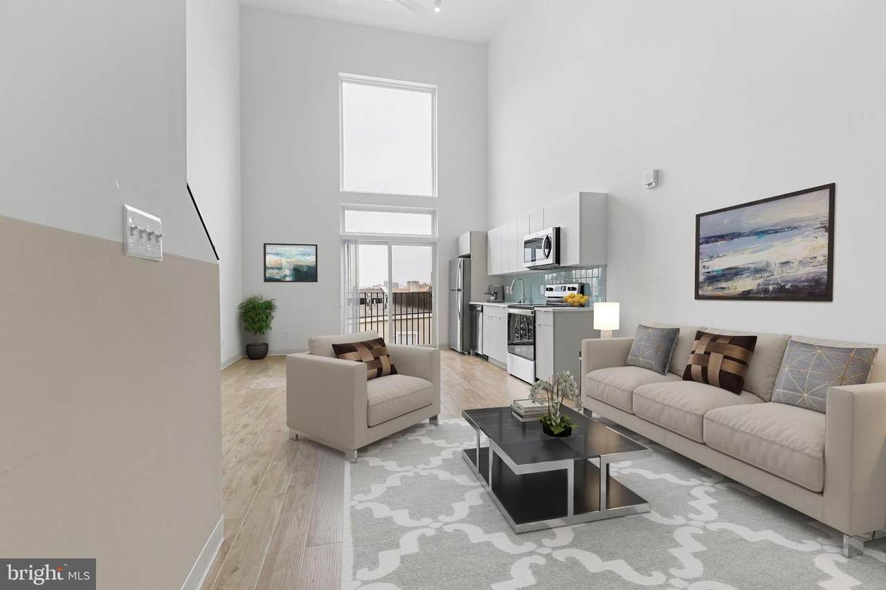906 Trinity Street - Photo 1
