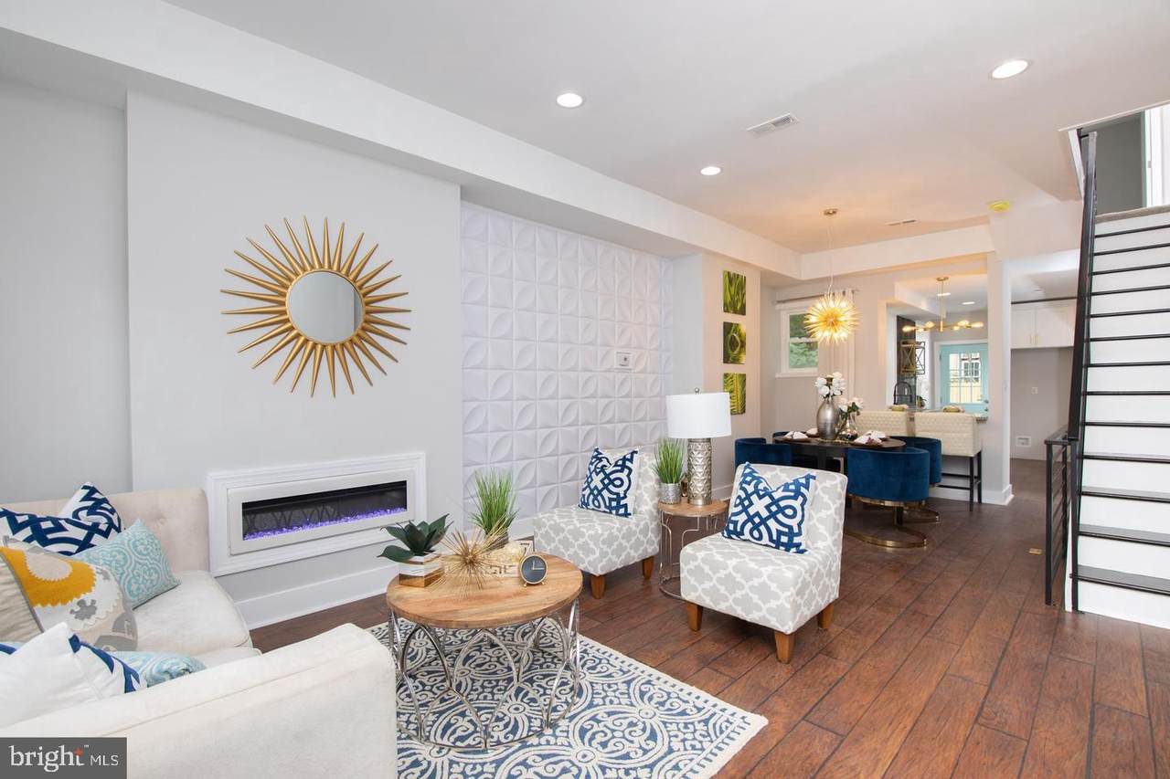 2523 Nicholas Street - Photo 1
