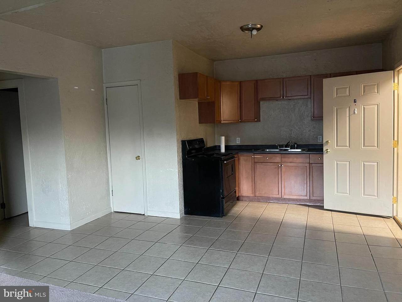 9 Maul Avenue - Photo 1