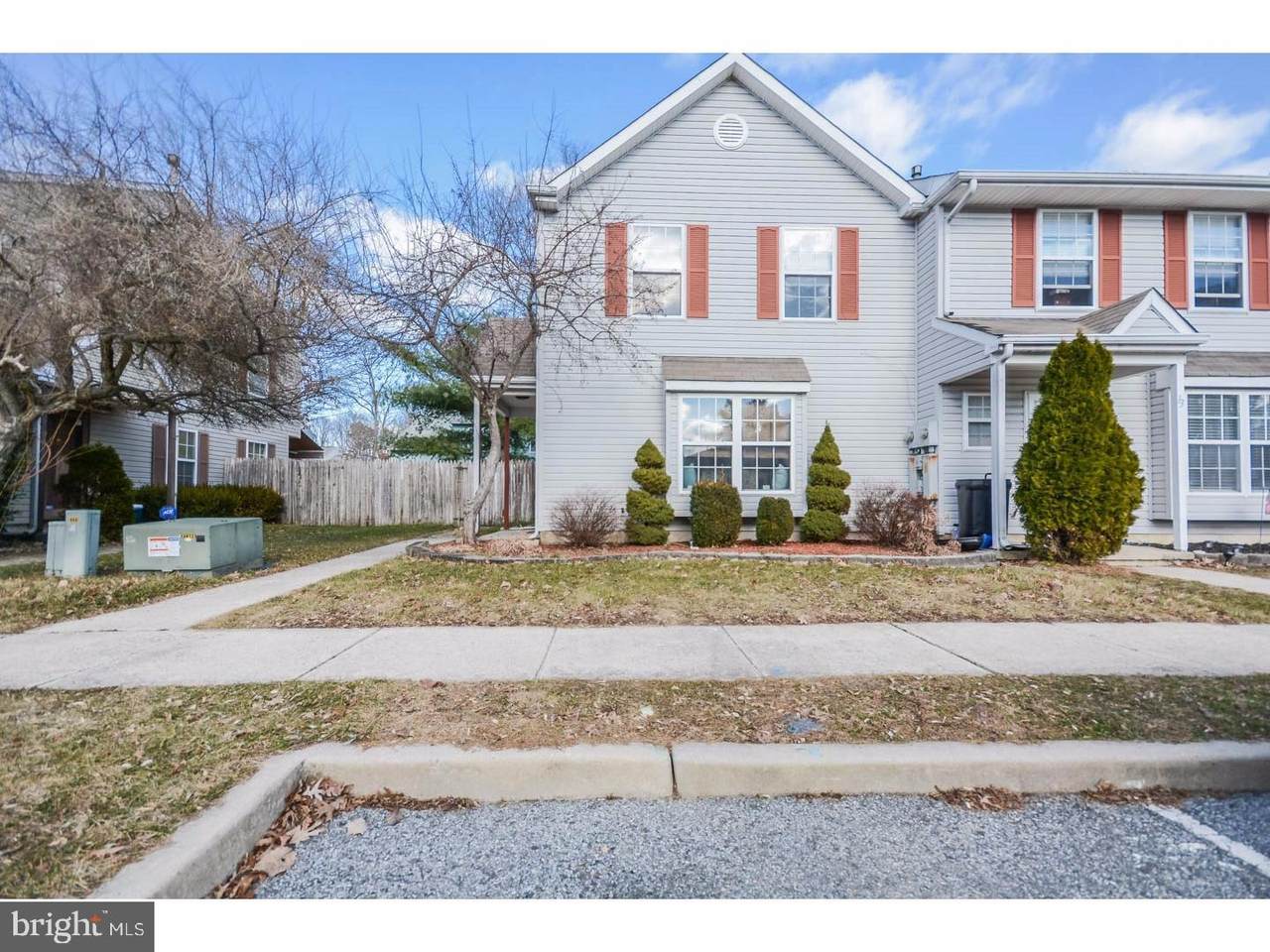 15 Grant Lane - Photo 1