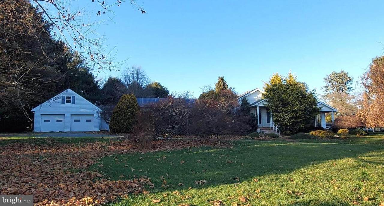 1887 Noble Road - Photo 1