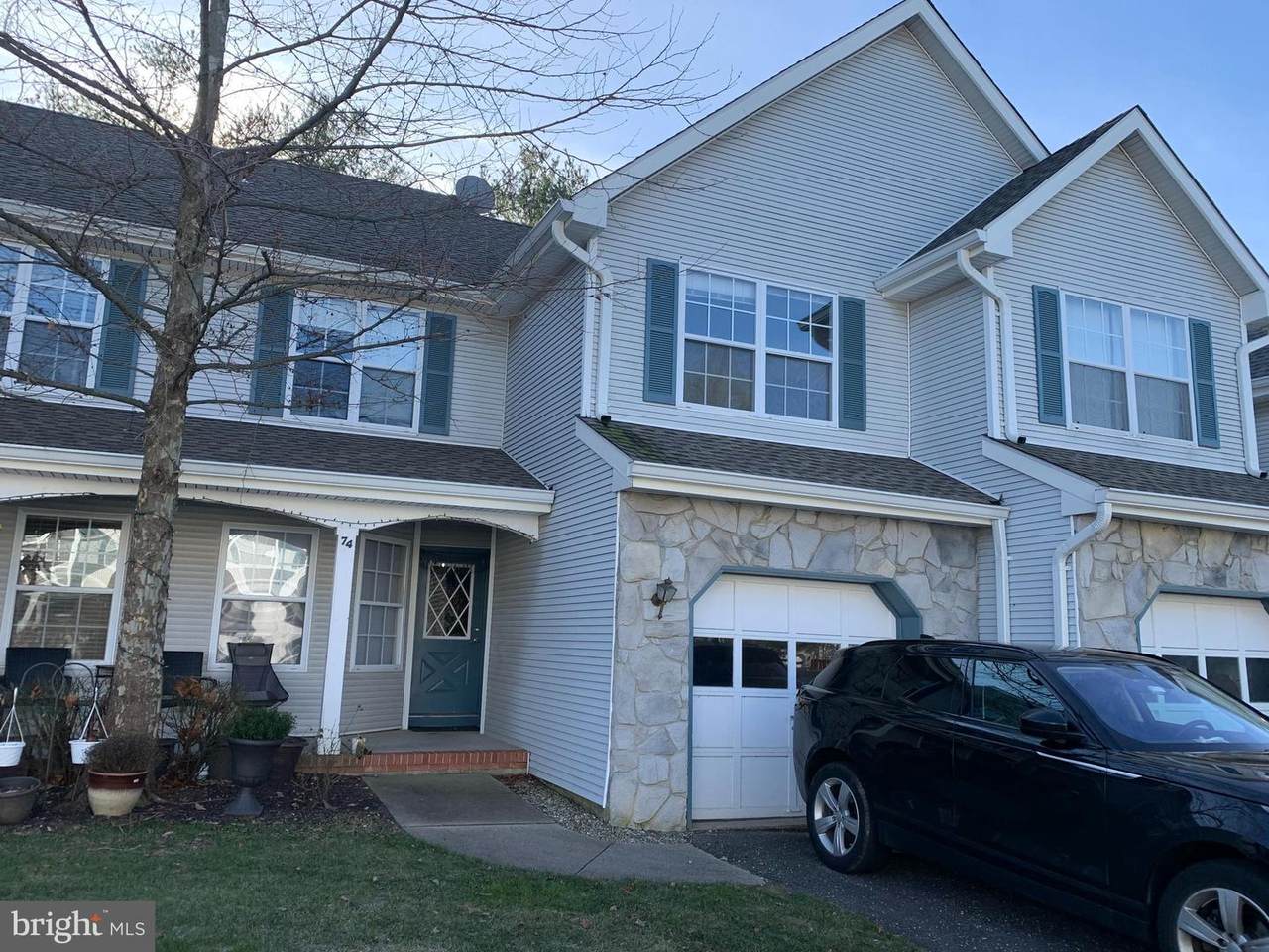 74 Heather Court - Photo 1