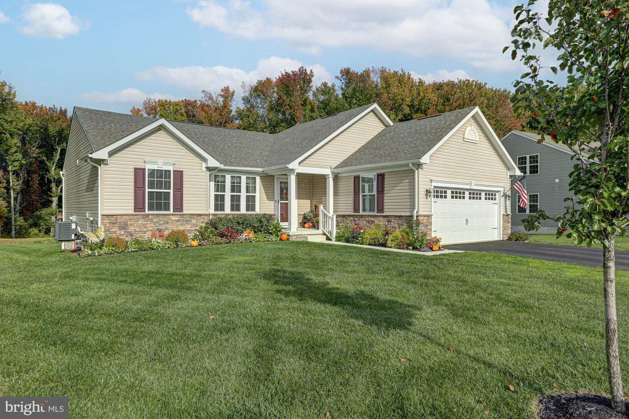 950 Robinson Road - Photo 1