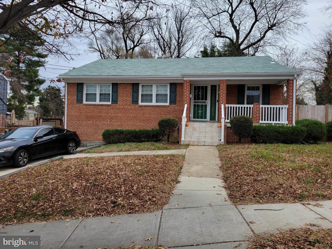6513 8TH Avenue - Photo 1