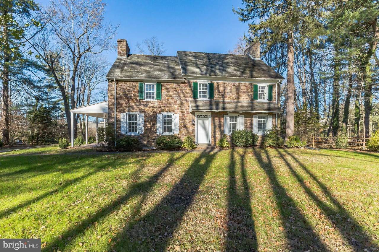 621 Montgomery Road - Photo 1