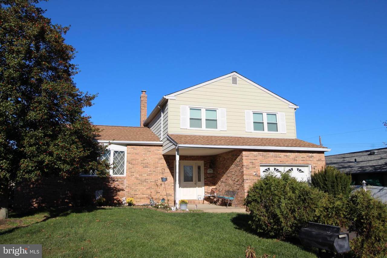 2564 Atlantic Avenue - Photo 1